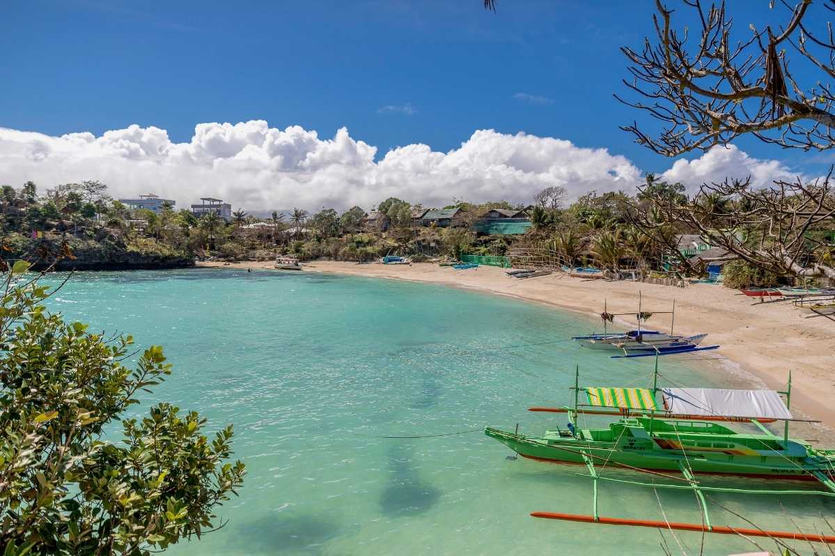 Koreans Remain Boracay’s Top Tourist in 2013