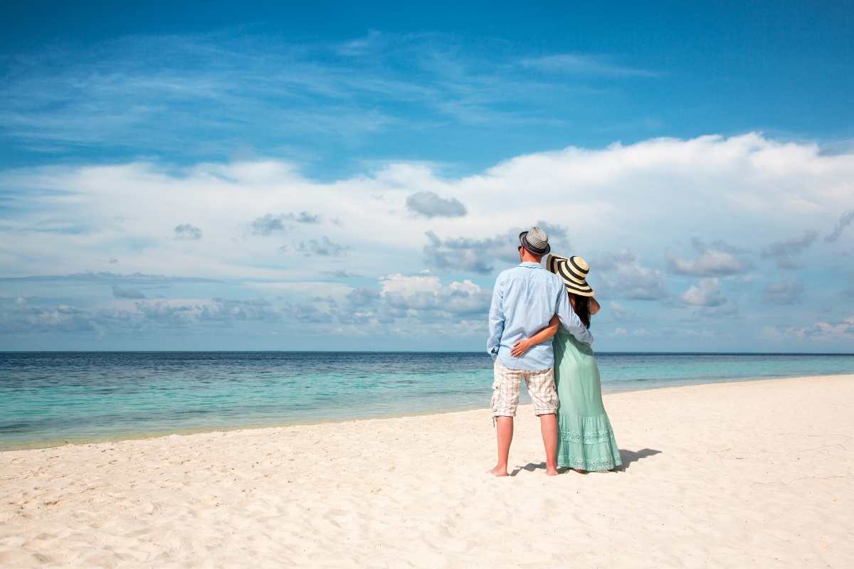 Boracay A Romantic Valentine Island Getaway - couple on Boracay Island