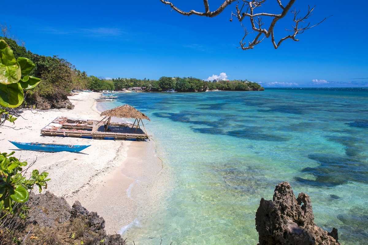 Boracay To Reach Target Tourist Arrivals In 2014