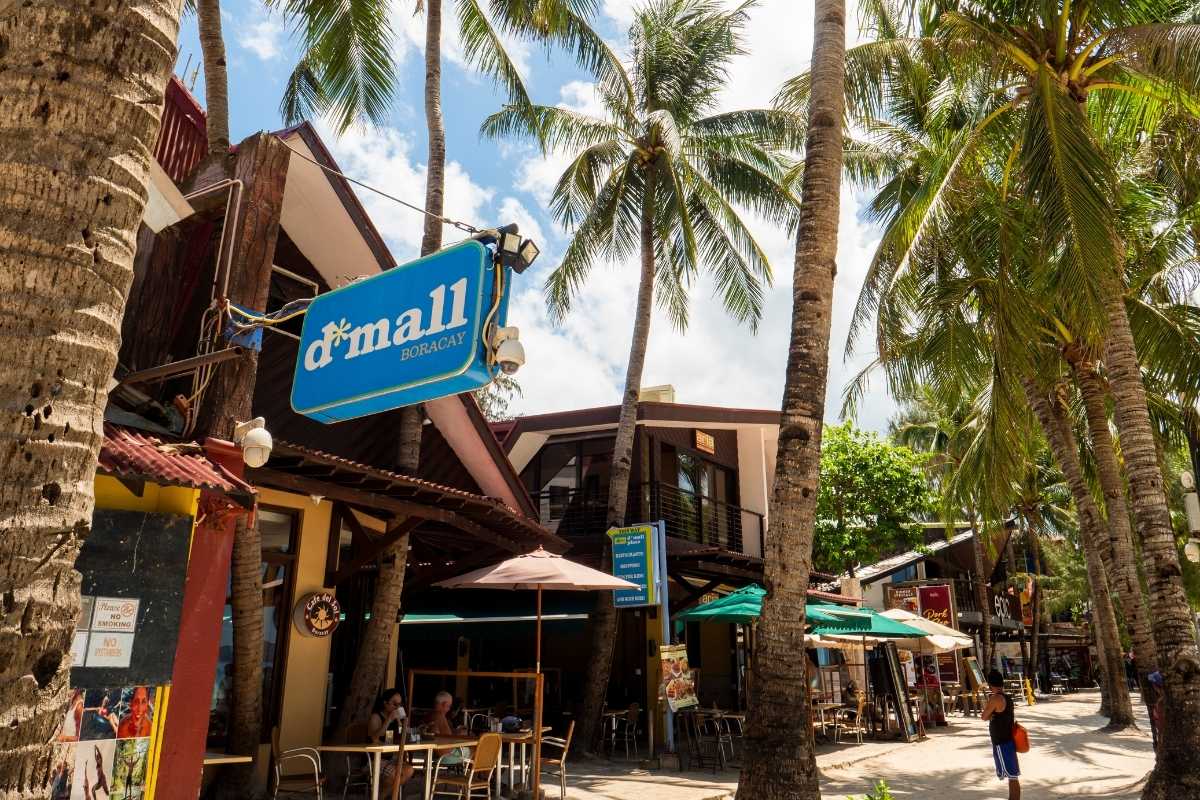 D’Mall Shopping in Boracay