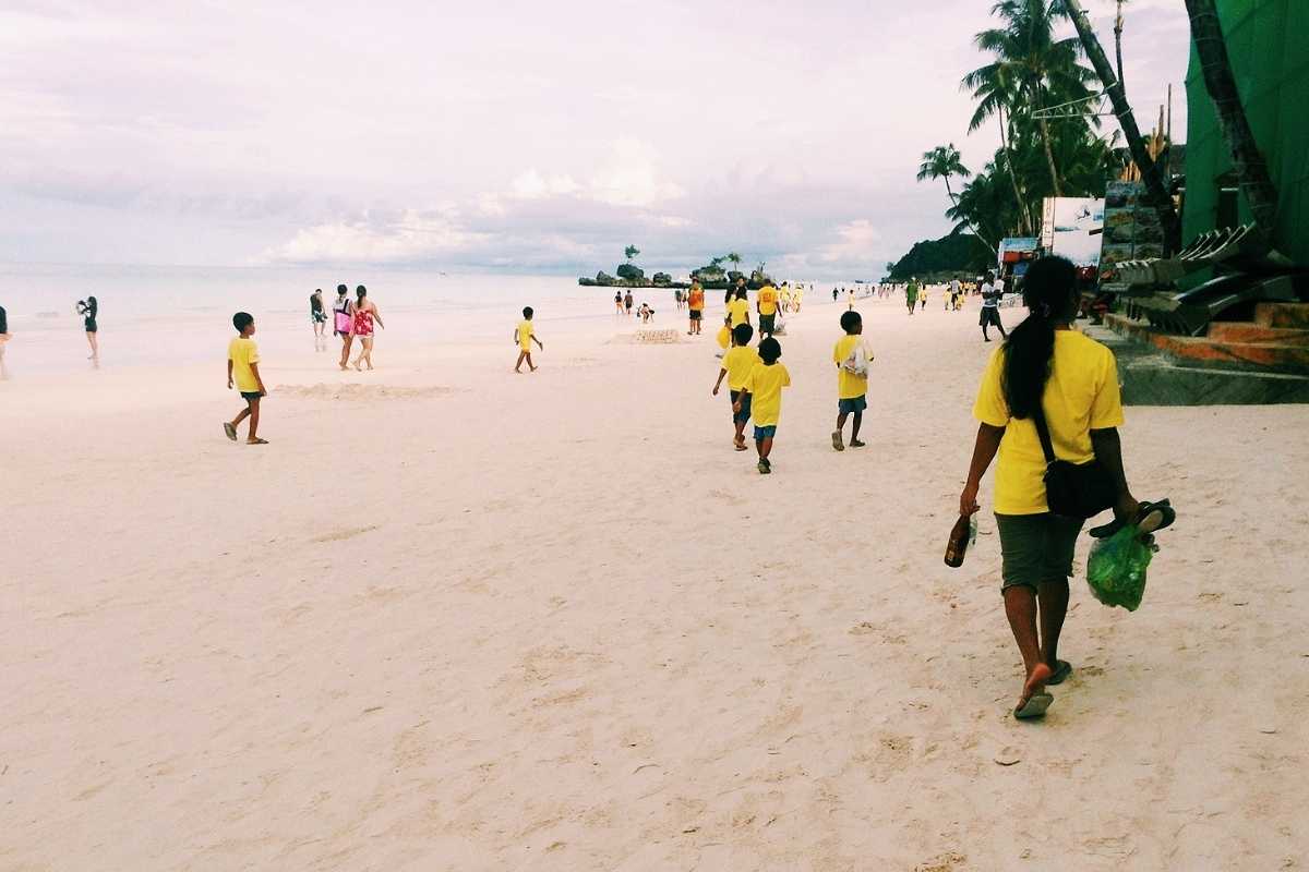 How To Help Maintain Boracay's Beauty