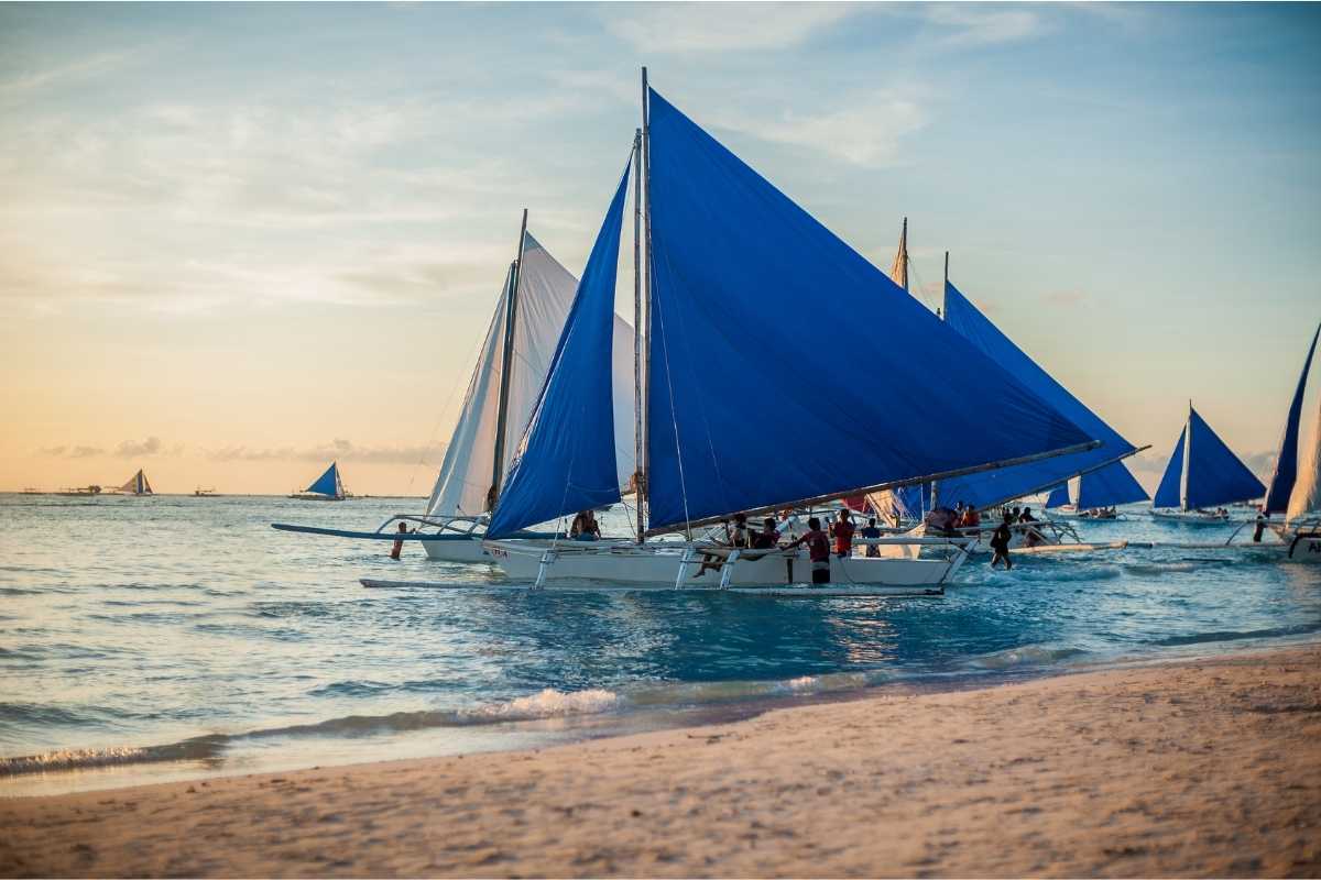 First-Time Boracay Travel: Shaping Expectations