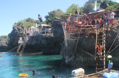 Carabao Island Discovery Experience Cliff Jump01 Boracay Beach Guide