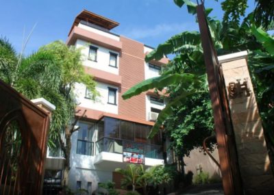 Hampstead Boutique Hotel Entrance Boracay Beach Guide