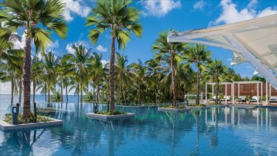Henann Crystal Sands Pool boracaybeach.guide