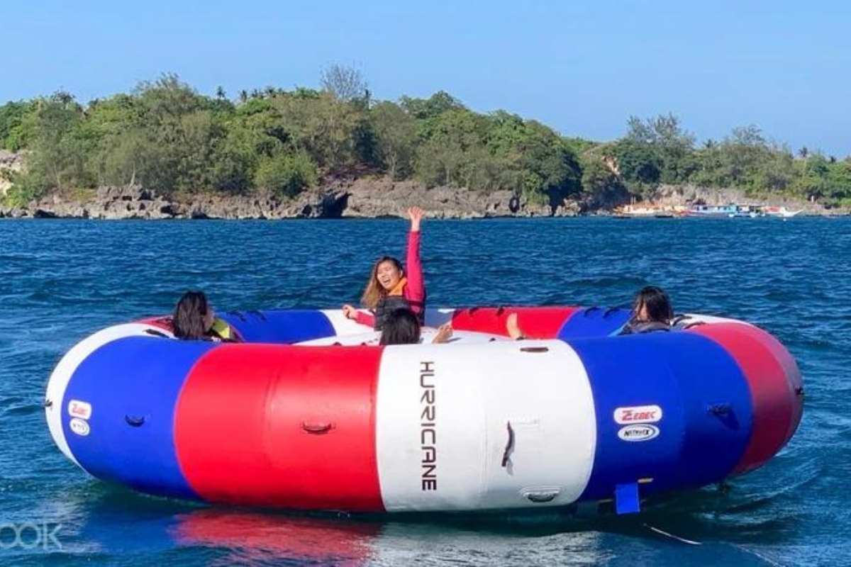 Flying Inflatable Doughnut Experience in Boracay Beach