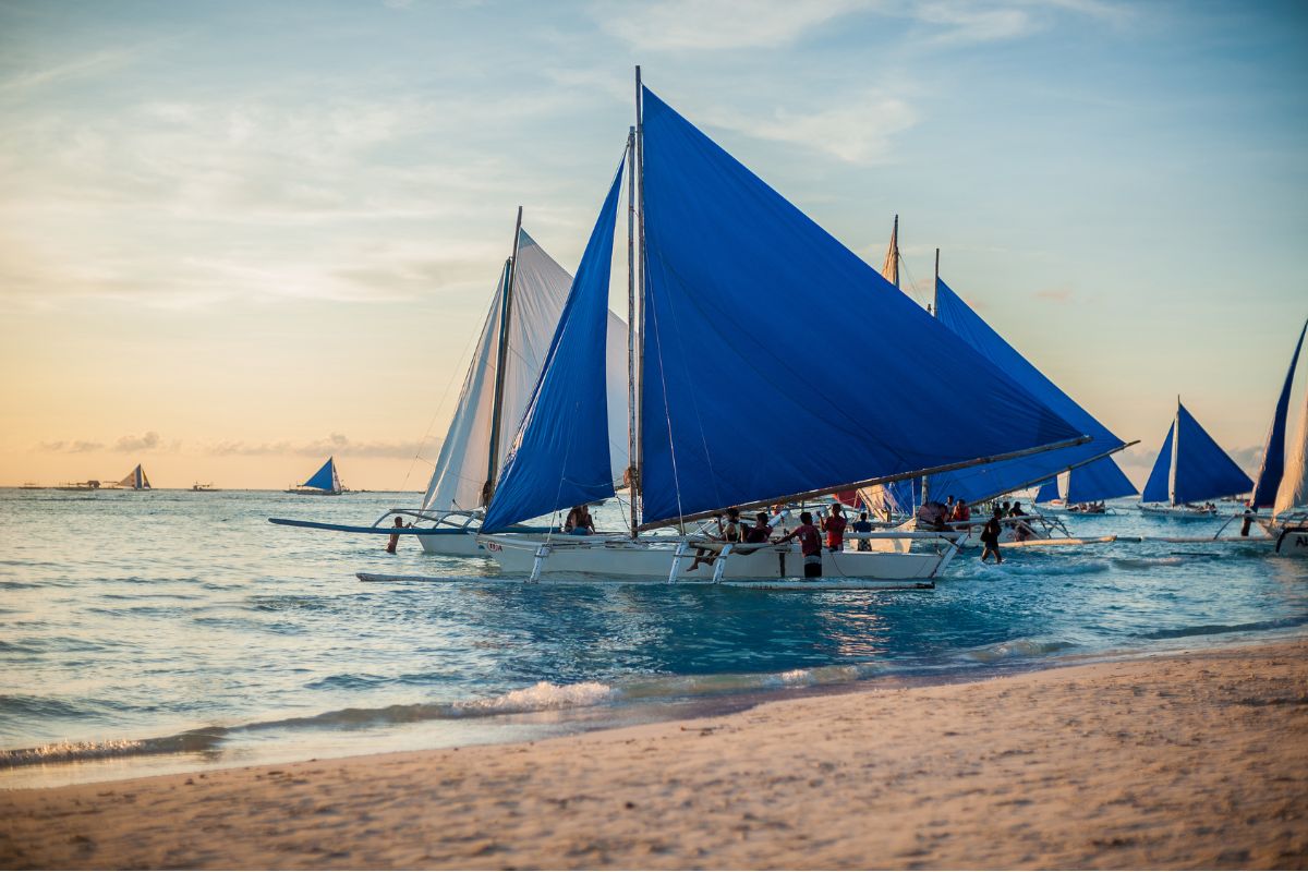 Great weather for sailing in Boracay